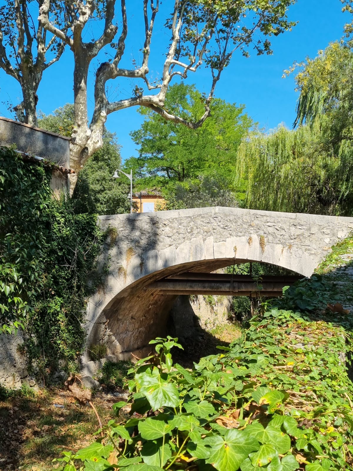 Pont sur la Latte à La Roquebrussanne
